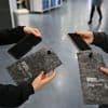 "Le climat scolaire s'est amélioré" : quel bilan pour le dispositif "portable en pause" au collège, que l'Education nationale veut généraliser cette année ?