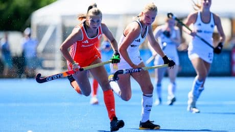 EK 18 | Oranjemeisjes starten met gelijkspel tegen Duitse titelhouder