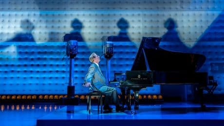 Good Night, Oscar at the Barbican: 'Sean Hayes gives an astonishing performance'