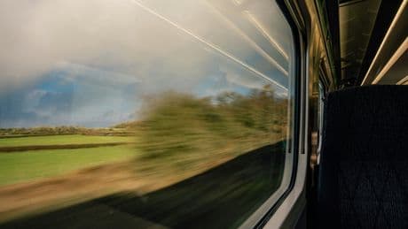 People Are Just Realising What The Little Black Dots On Train Windows Are For, And Huh