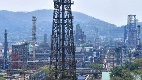 India Will Buy Russian Oil Despite Trump’s Threats, Officials Say