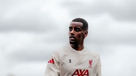 Liverpool fans speechless after what Alexander Isak did in first training session