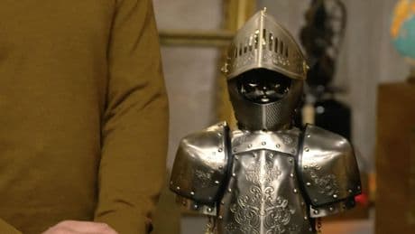 "Bares für Rares": Dieser kleine Ritter ist in Wahrheit eine Minibar