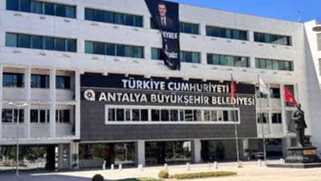 Antalya Büyükşehir Belediyesi rüşvet soruşturmasında 8 tutuklama