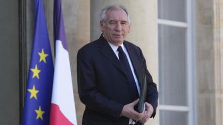 France: François Bayrou évoque la possibilité d'un référendum sur les déficits
