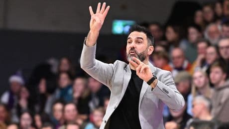 BBL-Playoffs: Dennis Schröder sieht Braunschweiger Sieg gegen Würzburg