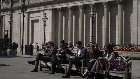 Bank of England cuts main interest rate by 0.25% to 4.25% in face of U.S. tariff uncertainty