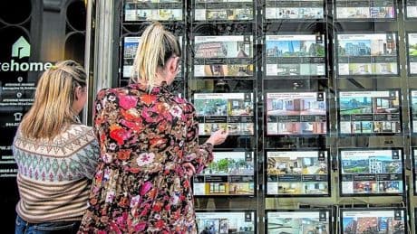 Recaudación récord de las Haciendas vascas por la compraventa de viviendas