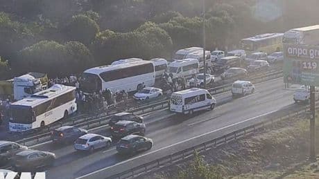 TEM Otoyolu'nda kaza:Trafik durdu! Bir kişi öldü