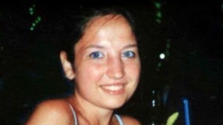 Garlasco, nuova svolta nel caso Poggi: Dna maschile ignoto trovato nella bocca di Chiara