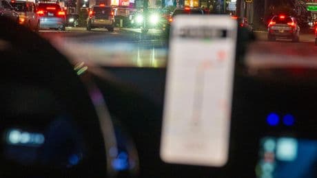 Hailing a Ride on Uber or Lyft? Here’s What to Know to Stay Safe.