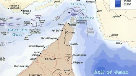 Pourquoi un blocage du détroit d'Ormuz entre l'Iran et le Golfe serait "un cauchemar absolu" pour le pétrole