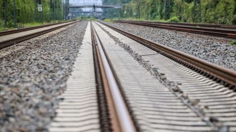 Sabotage an der Strecke: Bahnstrecke in NRW nach Brandanschlag wieder frei