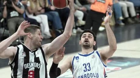 Final maçı ne zaman, hangi gün? Anadolu Efes Beşiktaş maçı kaç kaç bitti? Play OFF yarı finalde son durum!