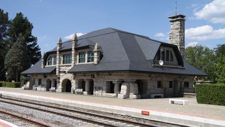 Las 7 estaciones de tren más bonitas de España: parada obligatoria en tu viaje