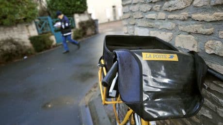 La Poste vend des vélos électriques de facteur reconditionnés: est-ce un bon plan?