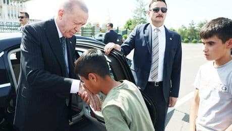 Cumhurbaşkanı Erdoğan, Adıyamanlı çocuklarla bir araya geldi