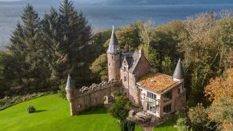 Five grand Scottish castles you can rent out for royal holiday