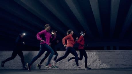 Studie zeigt: So wirkt sich spätes Training auf Ihren Schlaf aus