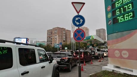Putin’s Fear of a Humiliating Economic Crisis