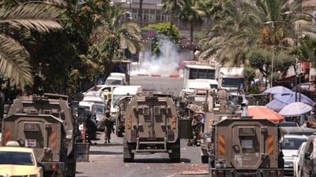 Westjordanland: Rund 30 Verletzte bei israelischer Razzia in Ramallah