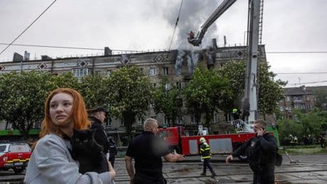 Otro ataque ruso con drones mata a dos personas en Kiev: Ucrania acusa a Putin de "burlarse" de la paz de EEUU