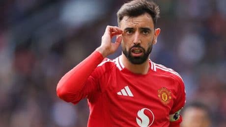 Bruno Fernandes 'seriously considering Man Utd exit' as agent flies out for talks