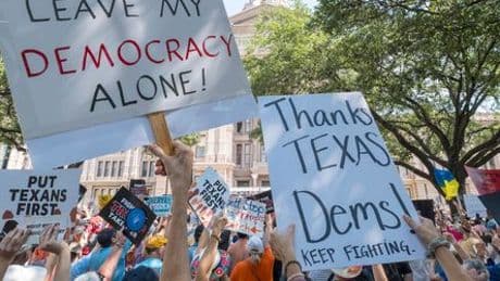 USA: Demonstrationen in 300 US-Städten gegen Wahlkreisreform – und Donald Trump