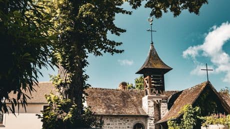 I visited the Cotswolds of France using a great-value new public transport fare