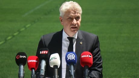 Sakaryaspor'un yeni başkanı Muhammet Kıratlı oldu
