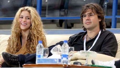 Shakira y su ex, Antonio de la Rúa, pillados juntos de nuevo, con los hijos de ella