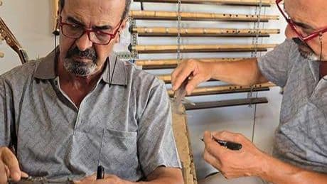 Askerdeyken öğrendi, döner dönmez işini kurdu! 46 yıldır Hatay’da yapıp dünyaya satıyor: ‘Antika sayılır’