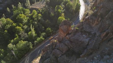Erzurum'da 7 köyün yolu ve evleri tehlike altında!