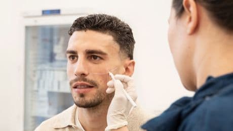 Tu cara ya no me suena: la campaña para minimizar los riesgos de la cirugía estética