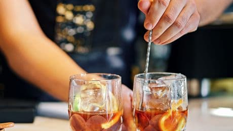 9 cocktails that will be everywhere this summer, according to bartenders and mixologists