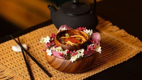 El restaurante de Zaragoza que tiene la mejor tapa de legumbres de España: una fusión entre Aragón y Japón
