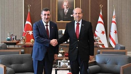 Cumhurbaşkanı Yardımcısı Yılmaz, KKTC Cumhurbaşkanı Tatar ile bir araya geldi