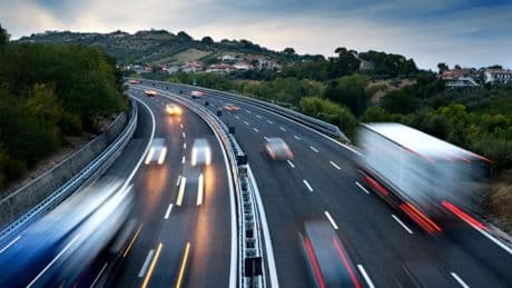 Confirmado por la DGT: Estas son las cinco razones que llevan a los conductores a exceder la velocidad permitida