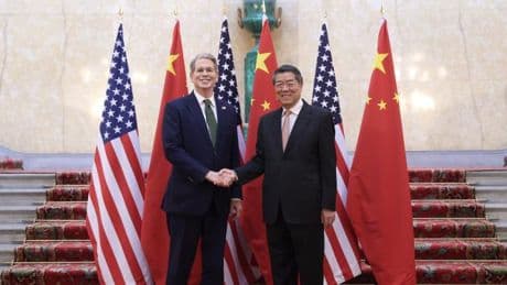 USA und China einigen sich bei Zollgesprächen auf „Rahmen“ – Gericht erlaubt Erhebung vorerst weiter