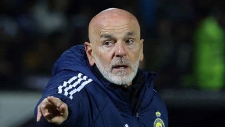 Stefano Pioli, Dzeko'nun hocası oldu