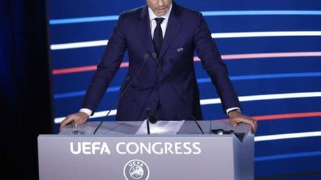 La Superliga se apunta un tanto en su batalla con la UEFA