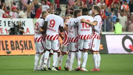 Samsunspor Atina'da 27 yıl sonra bir ilki yaşayacak!