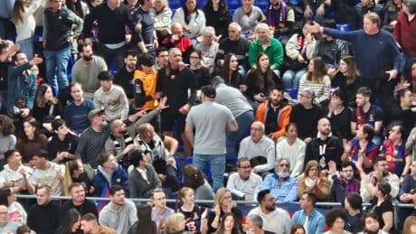 El Barça se pone serio ante la afluencia de espectadores visitantes en el Palau