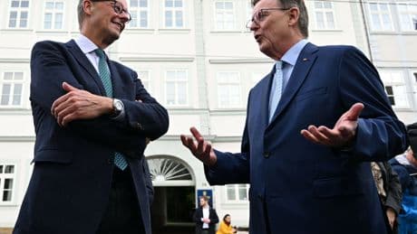 Kanzlerwahl | Nach Merzwahl: Union debattiert Zusammenarbeit mit Linkspartei