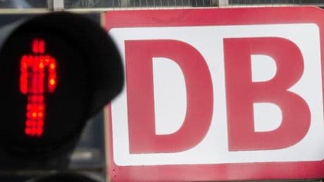 „Pünktlichkeit und Verlass!“ – Deutsche Bahn sorgt mit skurrilem Tanz-Video für Spott