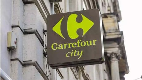 Une pétition de célébrités contre un Carrefour City vire au vaudeville