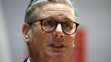 Le gouvernement britannique dévoile un plan « radical » pour réduire l'immigration