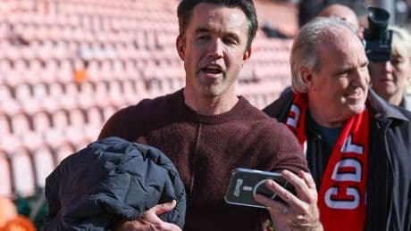 Rob McElhenney's text message to Phil Parkinson spoke volumes about Wrexham owner