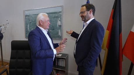 FDP ist raus – er noch da! - Was machen Sie noch im Bundestag, Herr Kubicki?
