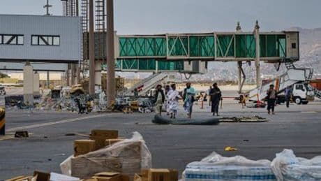 Afghanistan: Insiderberichte über Sicherheitslücken bei Aufnahmeprogrammen
